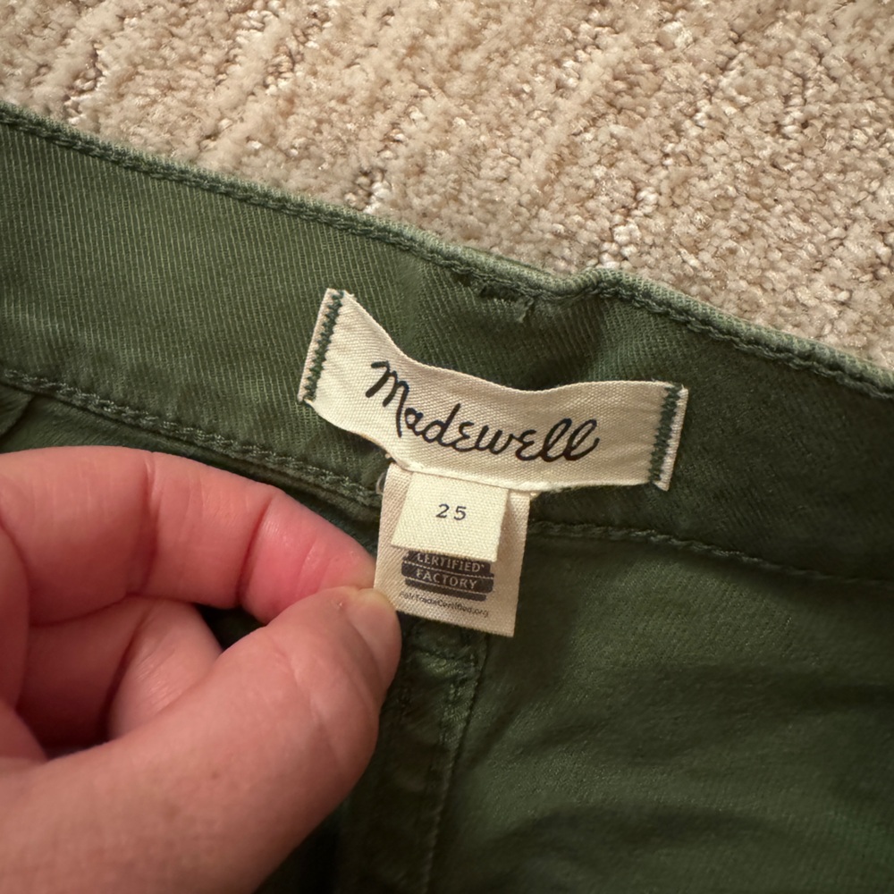 Madewell Perfect Vintage Fatigue Shorts Size 25 Olive Green High Rise - Picture 4 of 6